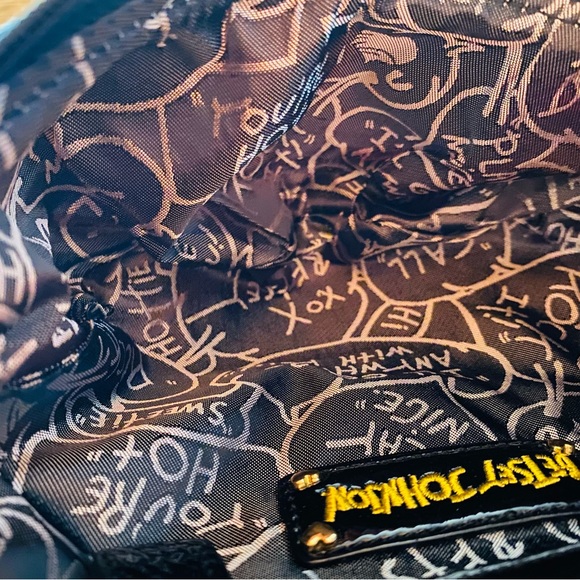 Betsey Johnson bright pink floral purse - Picture 6 of 9